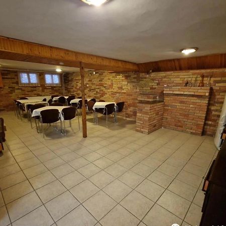 فندق Tang House 唐舍 بودابست المظهر الخارجي الصورة
