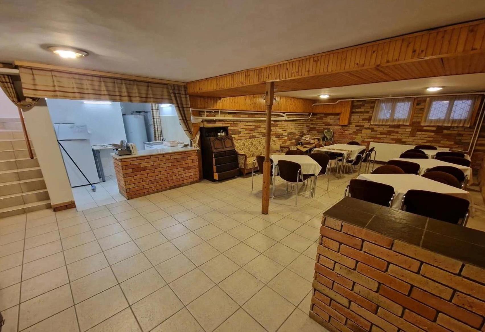 فندق Tang House 唐舍 بودابست المظهر الخارجي الصورة
